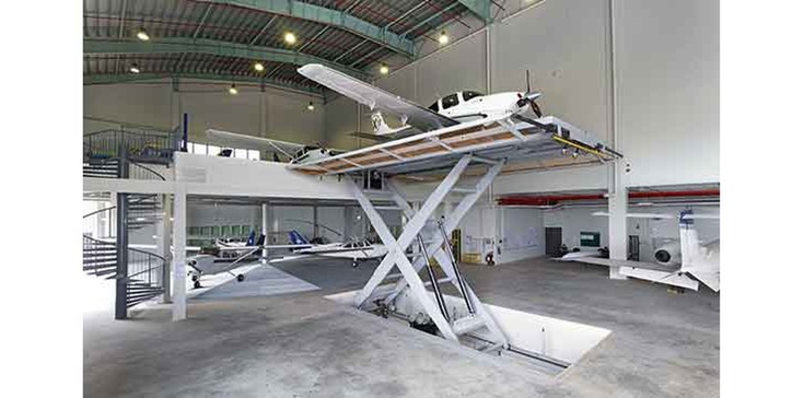 Schaetz-Aircraft-Carousel-Vertical-MAJ-Singapore-